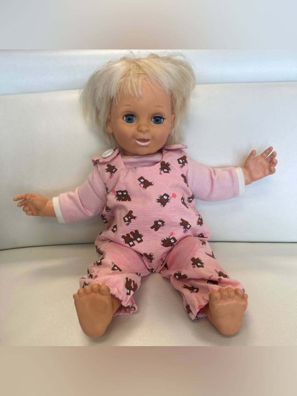 Vintage 1985 Baby Talk By Lewis Galoob 18" Talking Doll Original Outfit